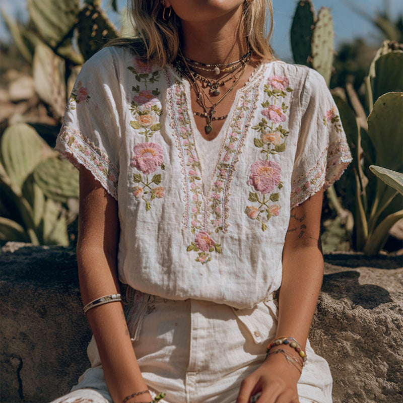 Effortlessly Elegant T-Shirt with a Timeless Design