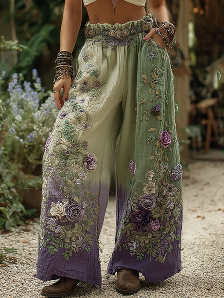 Effortlessly Elegant Pants with a Timeless Design