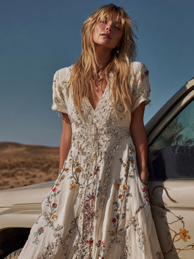 Well Tailored Dress with a Graceful Silhouette