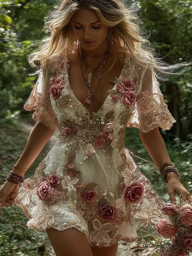 Effortlessly Elegant Dress with a Timeless Design