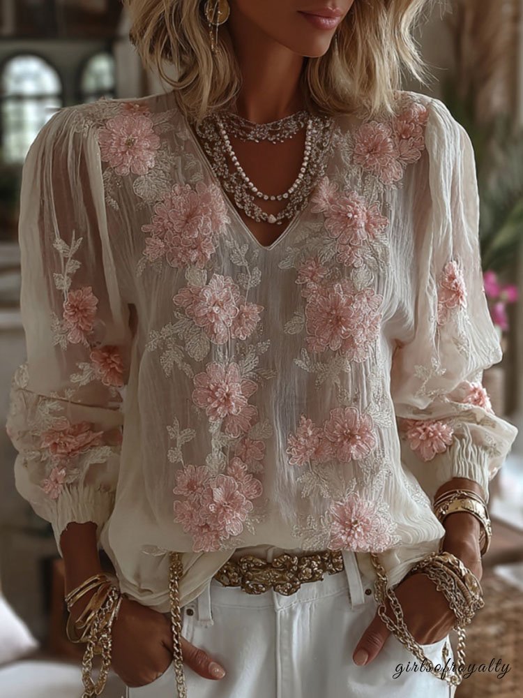 Well Tailored T-Shirt with a Graceful Silhouette