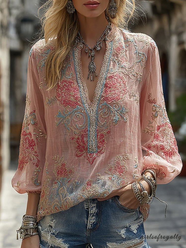 Effortlessly Elegant Top with a Timeless Design