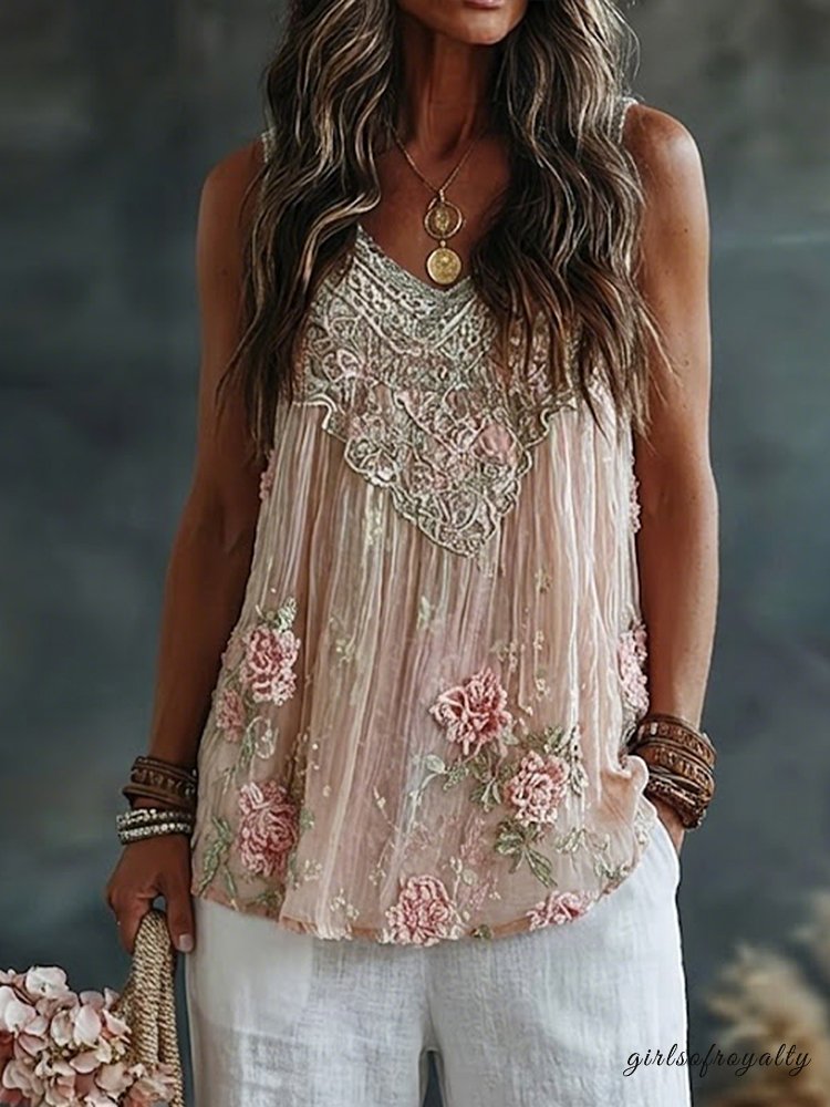 Well Tailored Top with a Graceful Silhouette