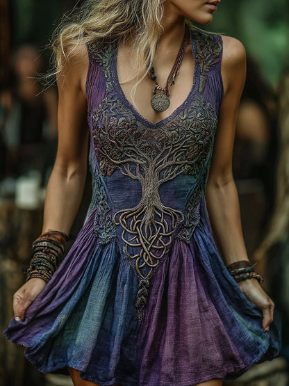 A Vintage Style Dress with Delicate Timeless Details