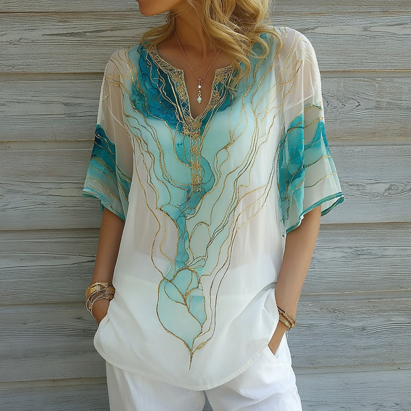 Well Tailored T-Shirt with a Graceful Silhouette