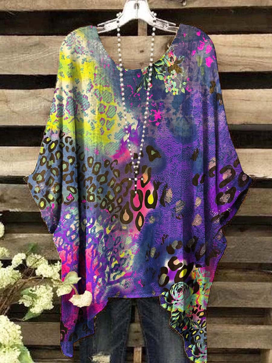 Women's Gradient Wildlife Textured Print Top
