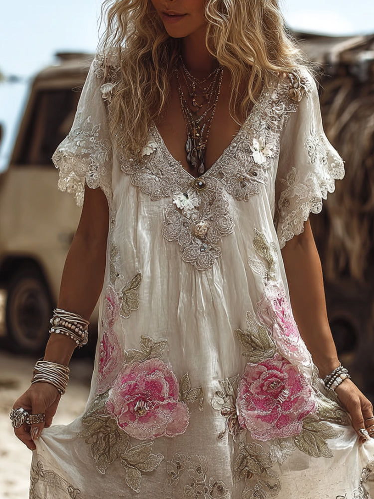 Beautifully Finished Dress in a Timeless Design