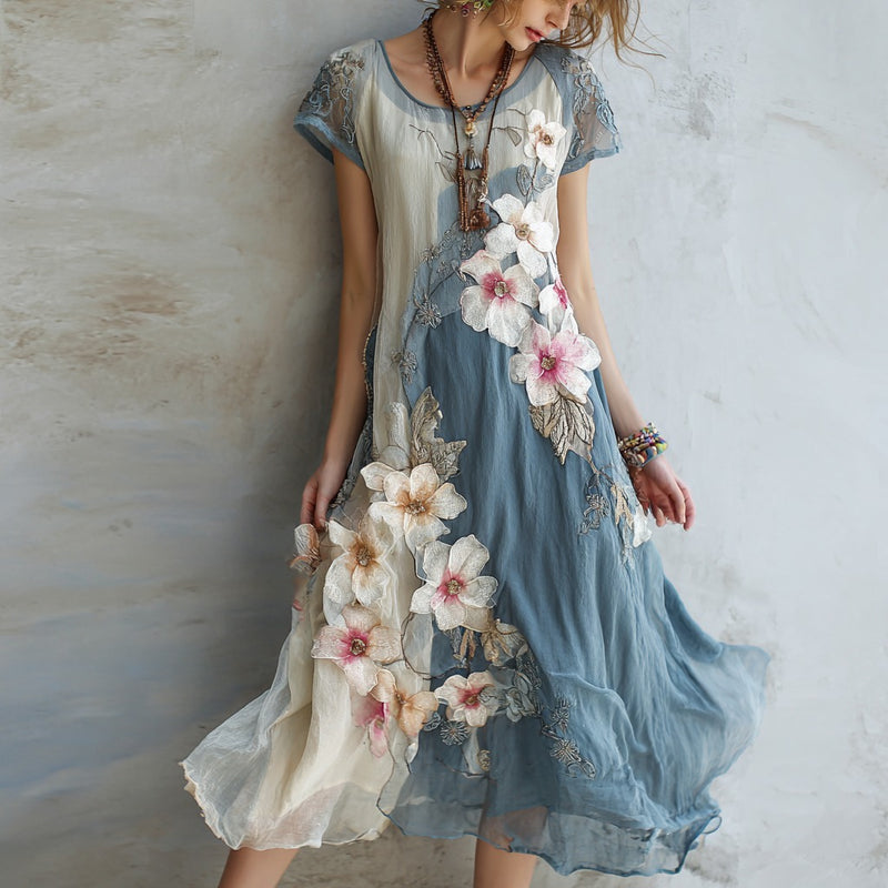Classic Vintage & Enduringly Stylish Dress