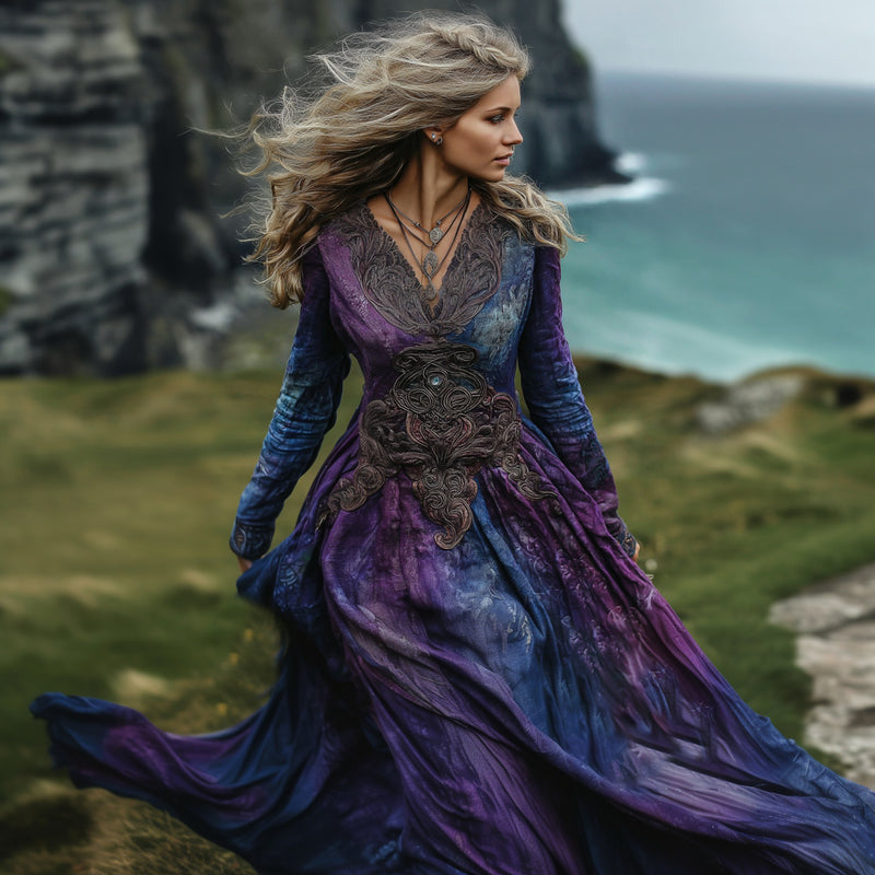 Classic Vintage & Enduringly Stylish Dress