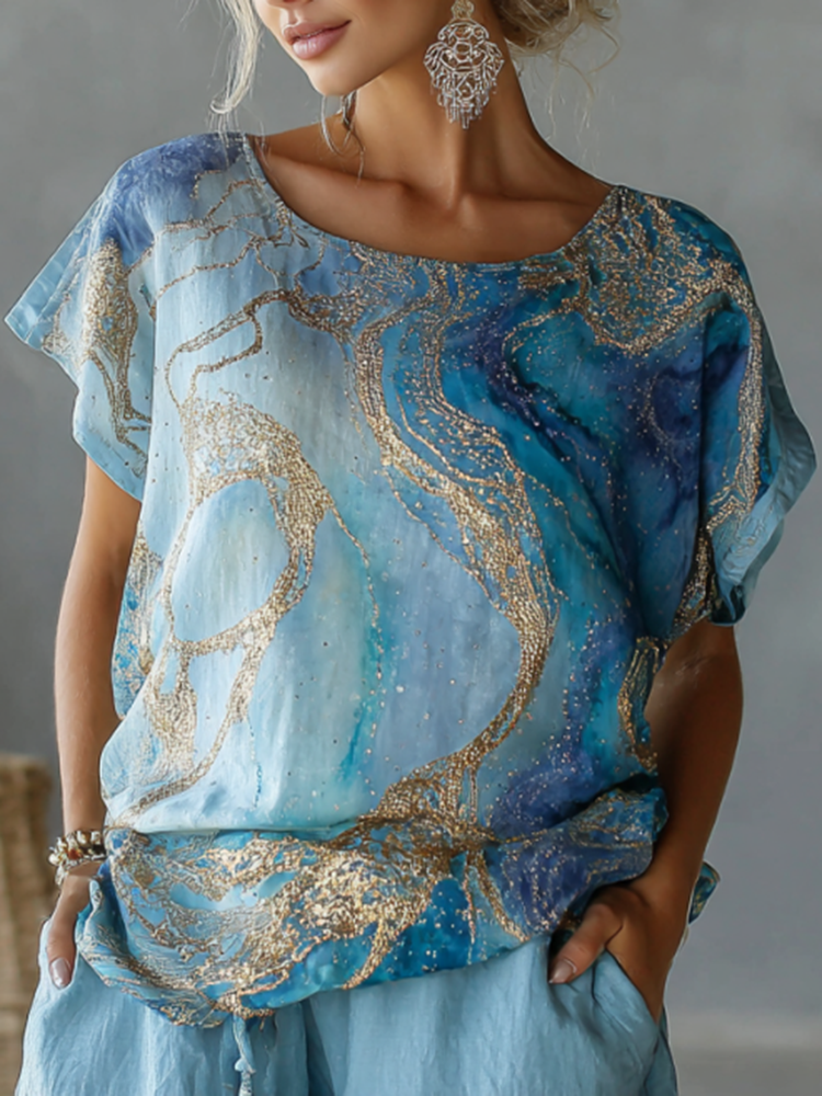 Beautifully Crafted T-Shirt in a Classic Style