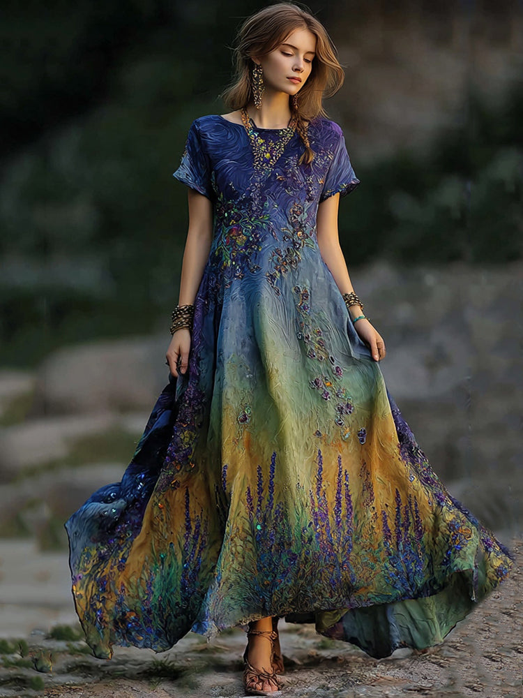 Beautifully Finished Dress in a Timeless Design
