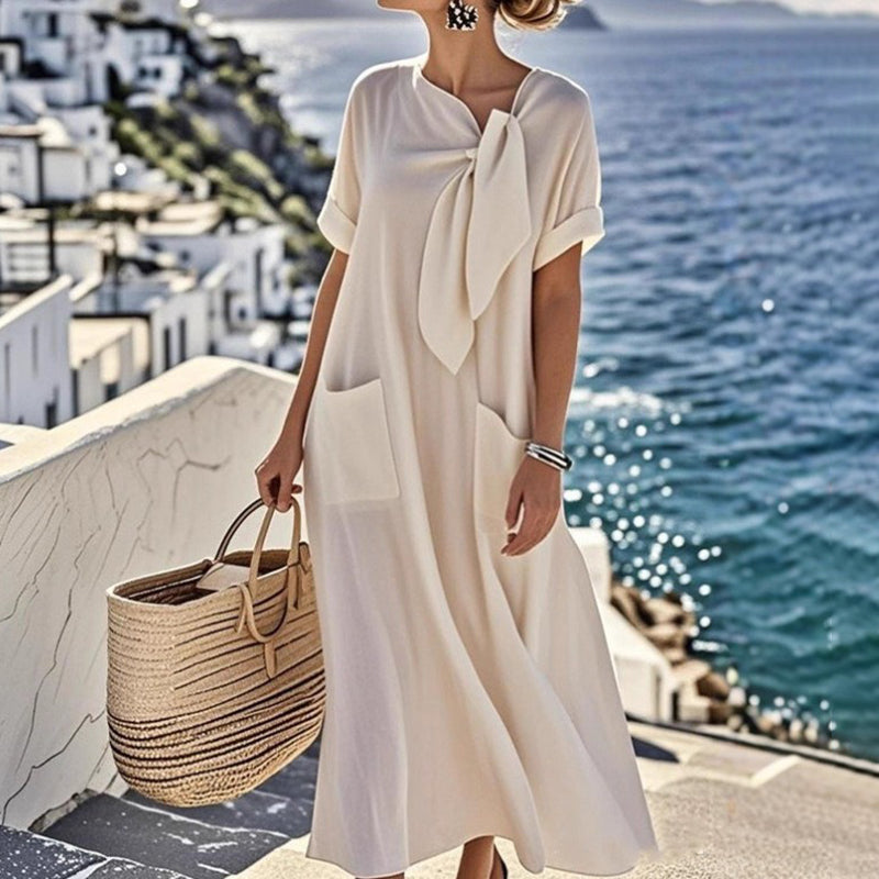 Beautifully Finished Dress in a Timeless Design