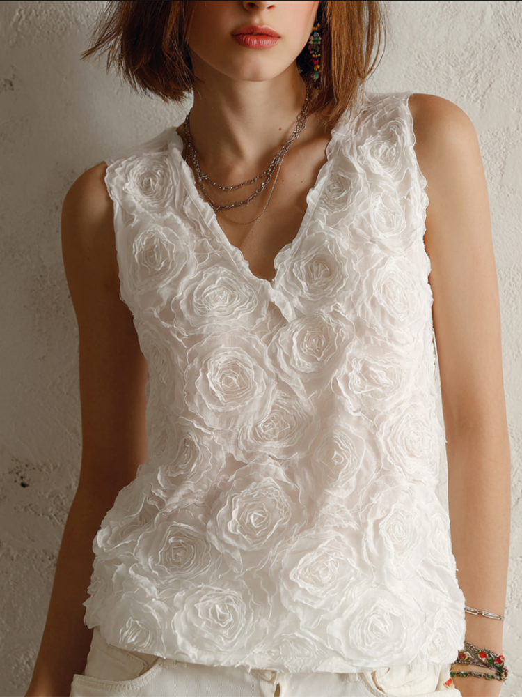 Beautifully Finished Shirt in a Timeless Design