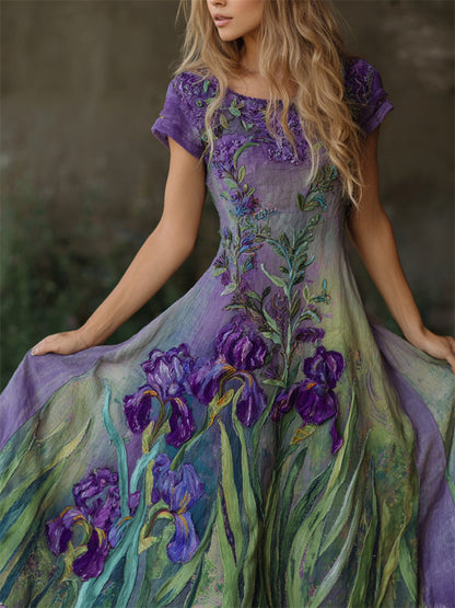Beautifully Finished Dress in a Timeless Design