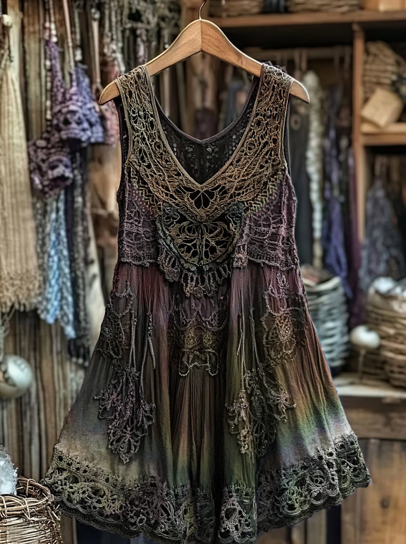 Classic Vintage & Enduringly Stylish Top