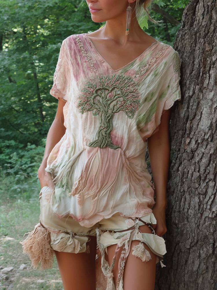 Well Tailored T-Shirt with a Graceful Silhouette