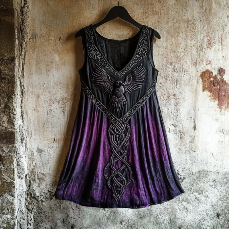 Classic Vintage & Enduringly Stylish Top