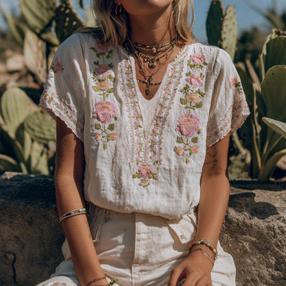 Effortlessly Elegant T-Shirt with a Timeless Design