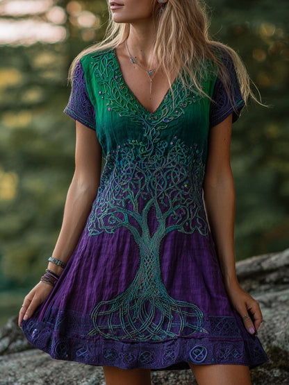 Classic Vintage Dress with a Flattering Fit