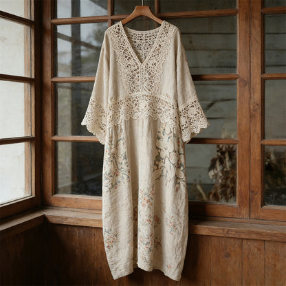 Classic Vintage Dress with a Flattering Fit