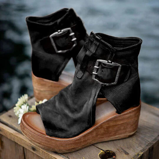 Graceful Orthopedic Shoes for Modern Look