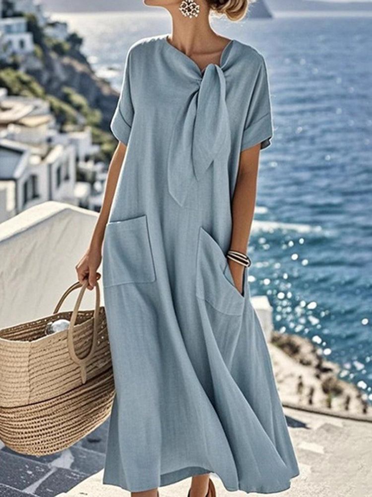 Beautifully Finished Dress in a Timeless Design