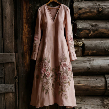 Classic Vintage Dress with a Flattering Fit
