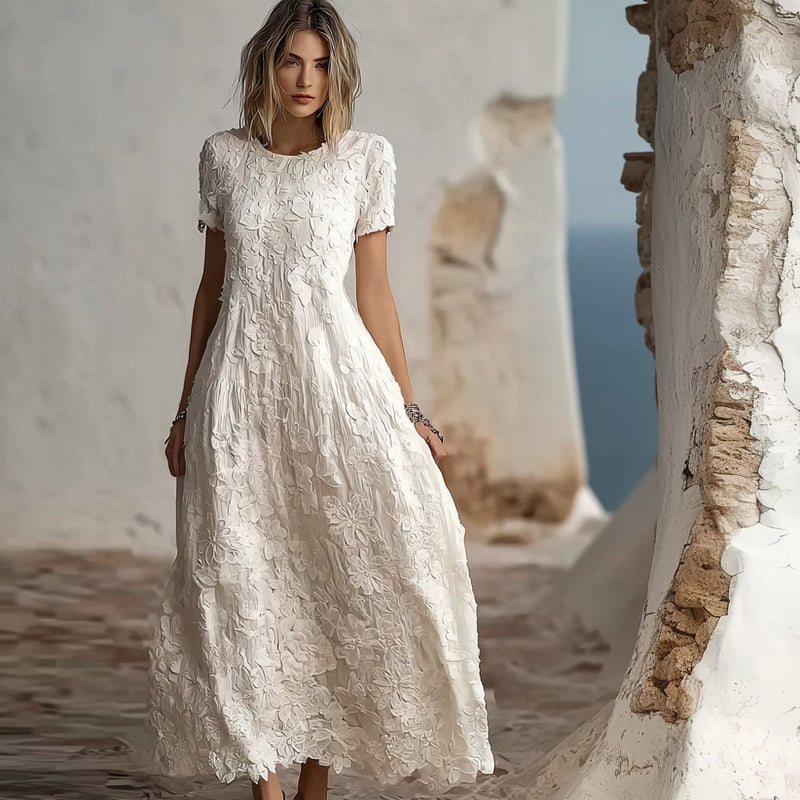 Sophisticated Dress with a Clean Classic Look
