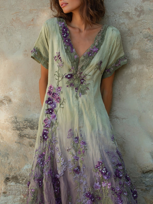 Classic Vintage & Enduringly Stylish Dress