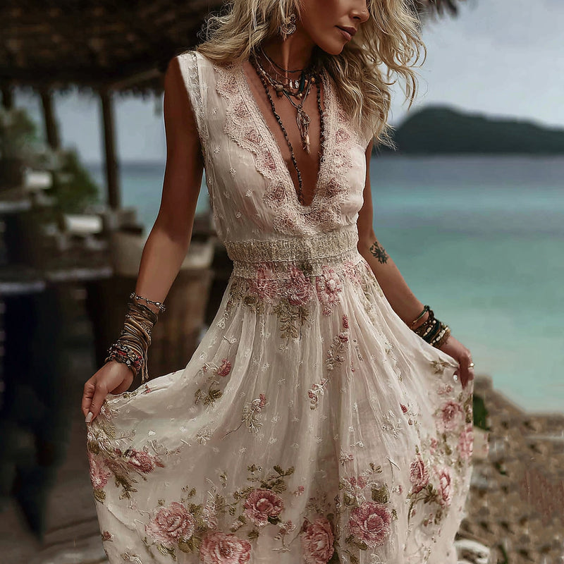 Classic Vintage & Enduringly Stylish Dress