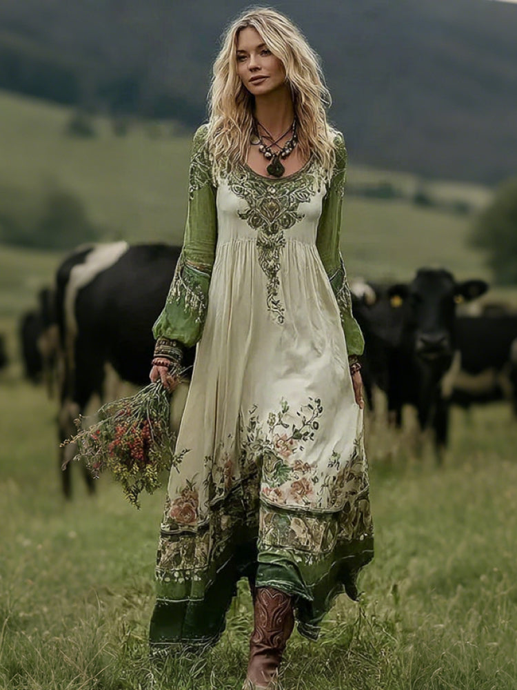 Beautifully Finished Dress in a Timeless Design