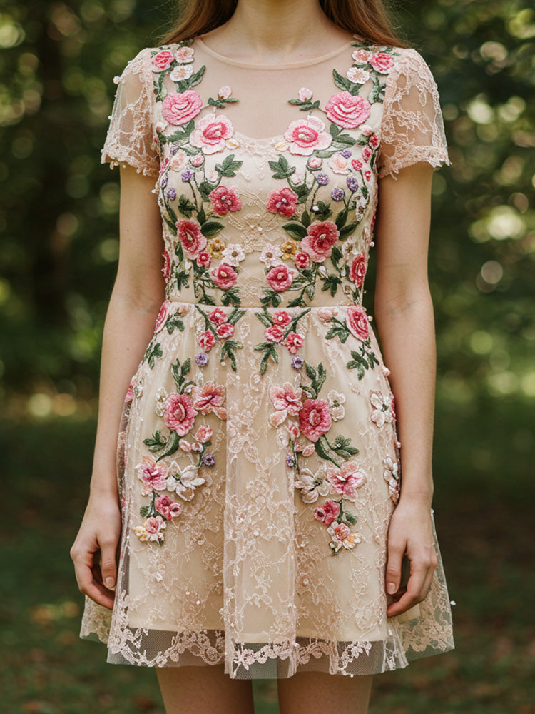 Beautifully Crafted Dress in a Classic Style