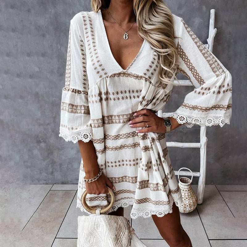 Classic Vintage & Enduringly Stylish Dress