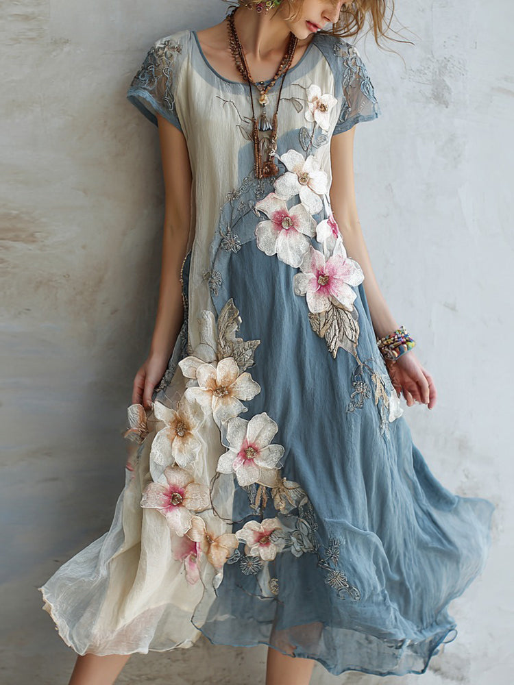 Classic Vintage & Enduringly Stylish Dress