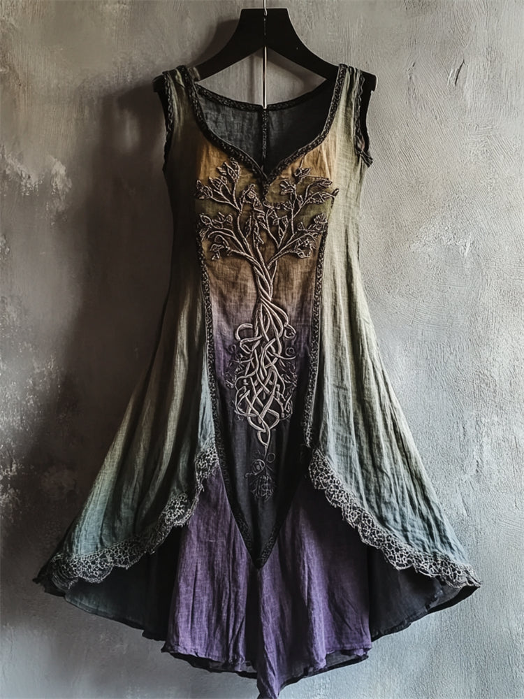 Classic Vintage Dress with a Flattering Fit