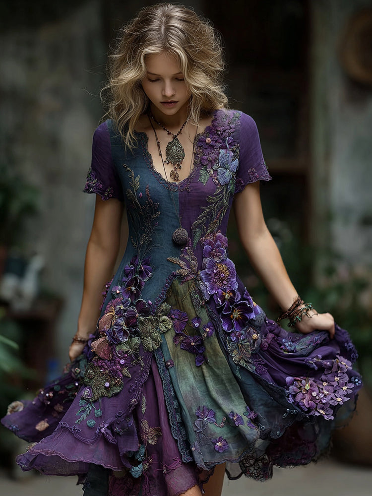 Classic Vintage & Enduringly Stylish Dress
