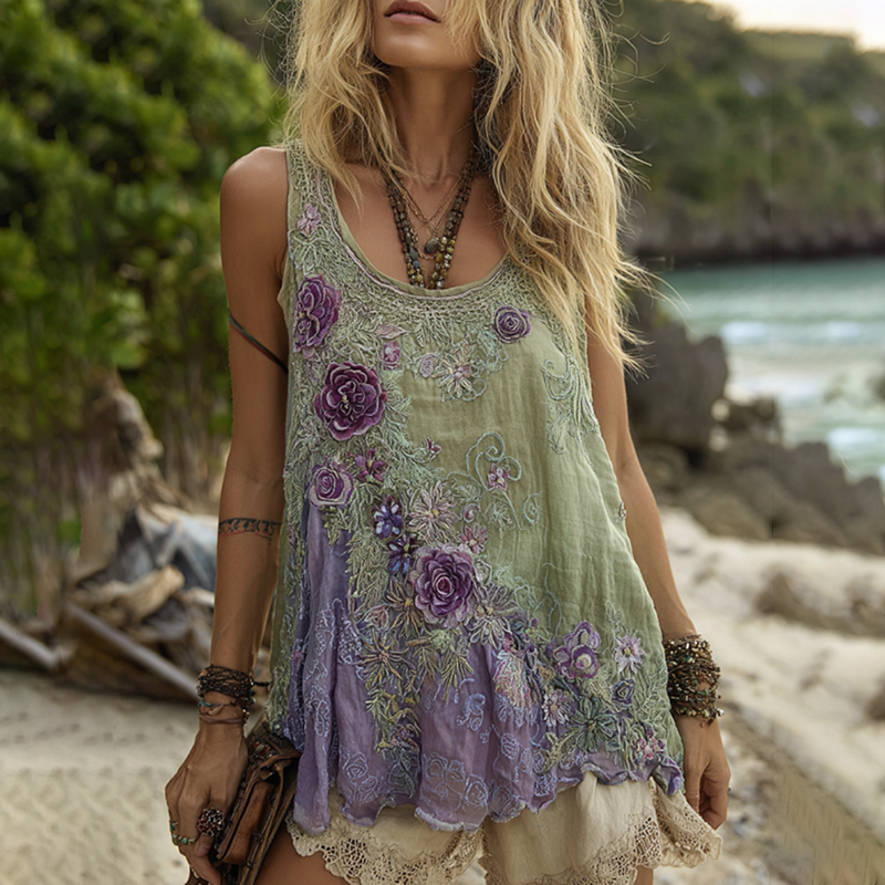 Effortlessly Elegant Top with a Timeless Design
