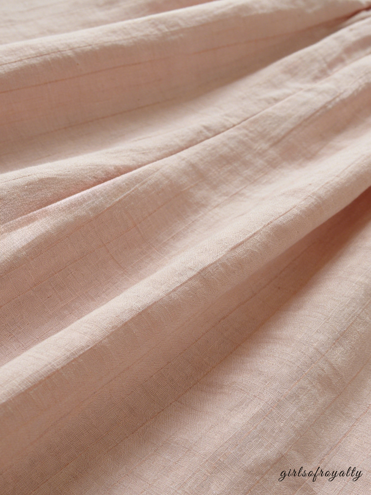 Classic Vintage Trousers with a Flattering Fit
