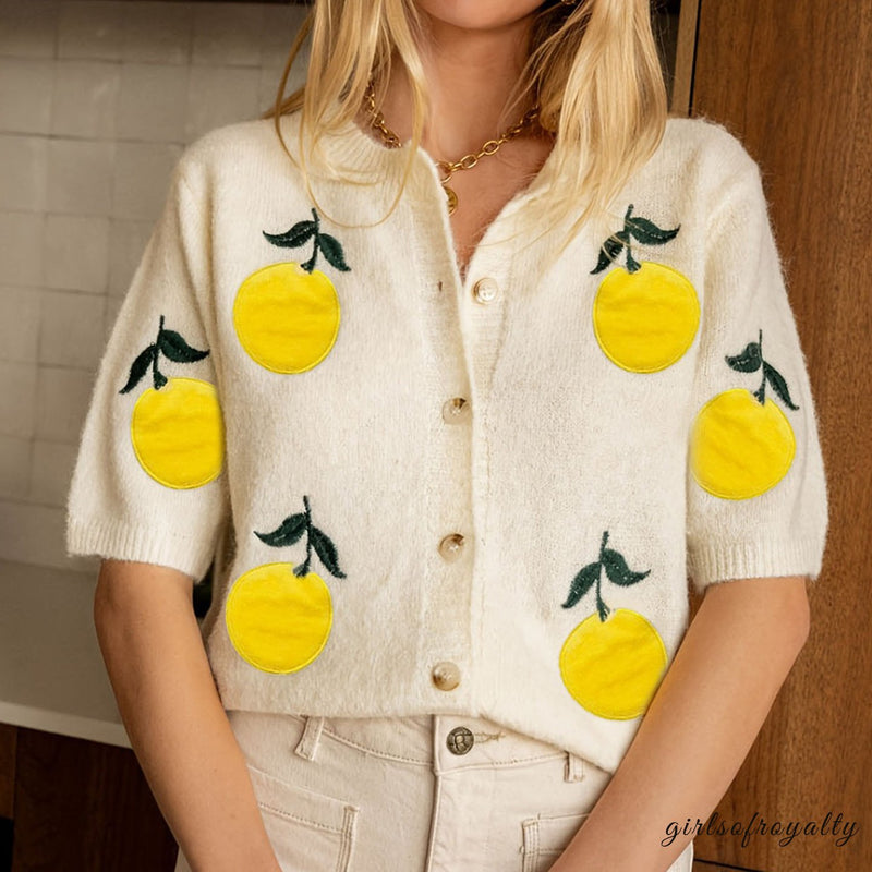 Well Tailored Cardigan with a Graceful Silhouette