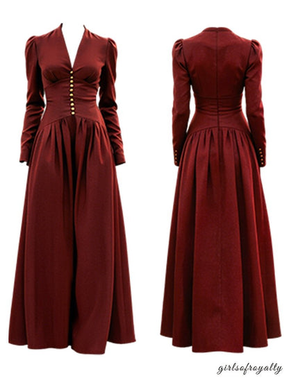 A Vintage Style Dress with Delicate Timeless Details