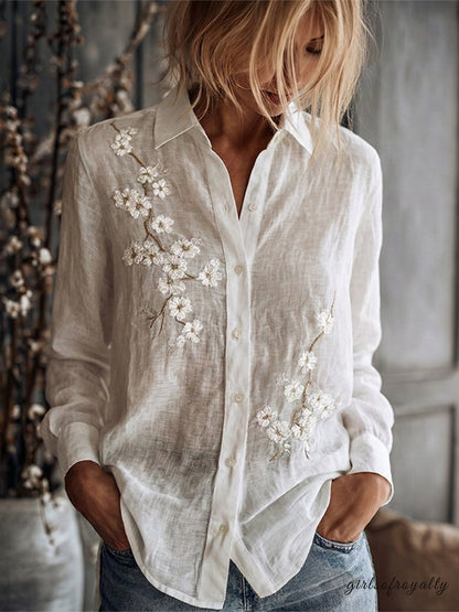 Effortlessly Elegant Shirt with a Timeless Design