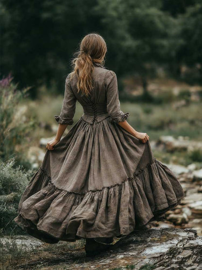 Classic Vintage & Enduringly Stylish Dress