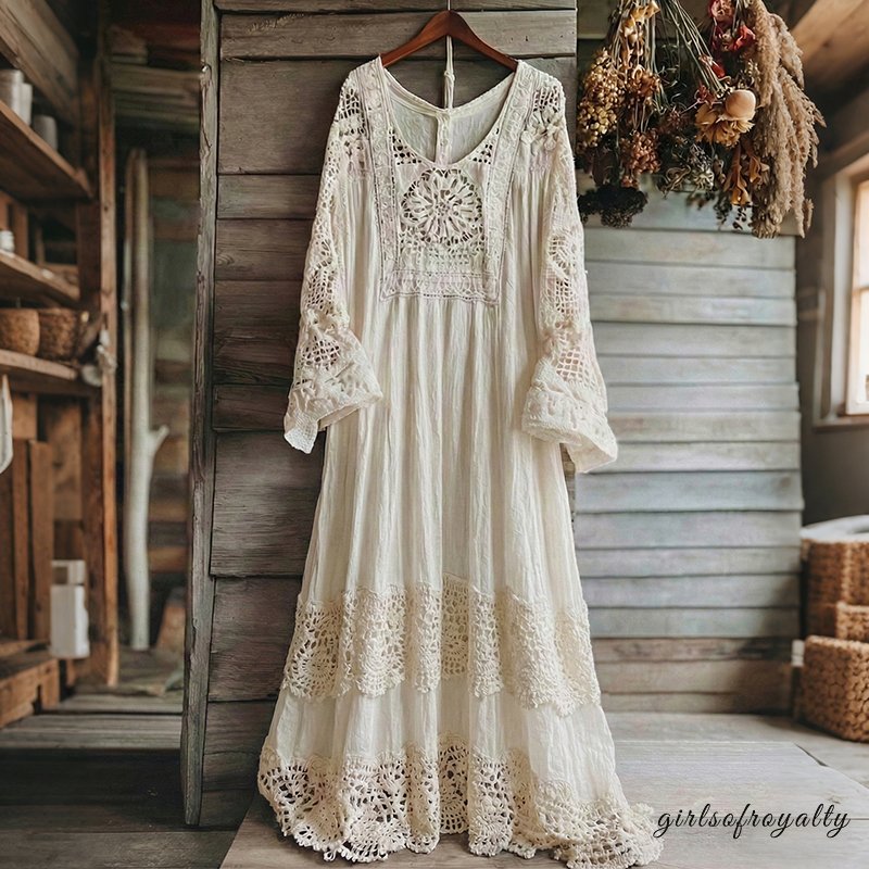 Classic Vintage Dress with a Flattering Fit