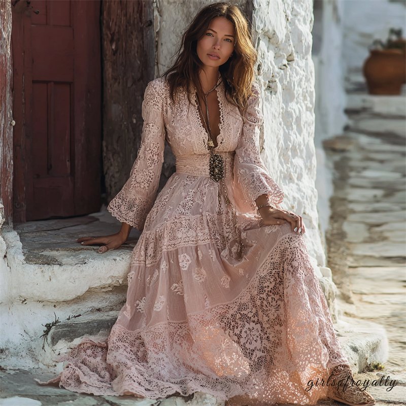 Beautifully Crafted Dress in a Classic Style