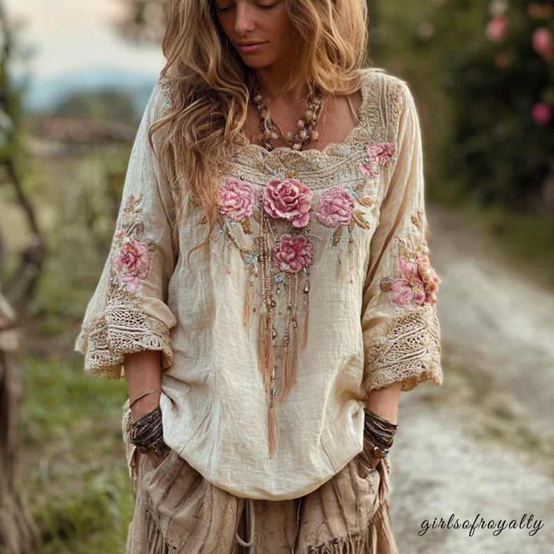 Effortlessly Elegant Top with a Timeless Design