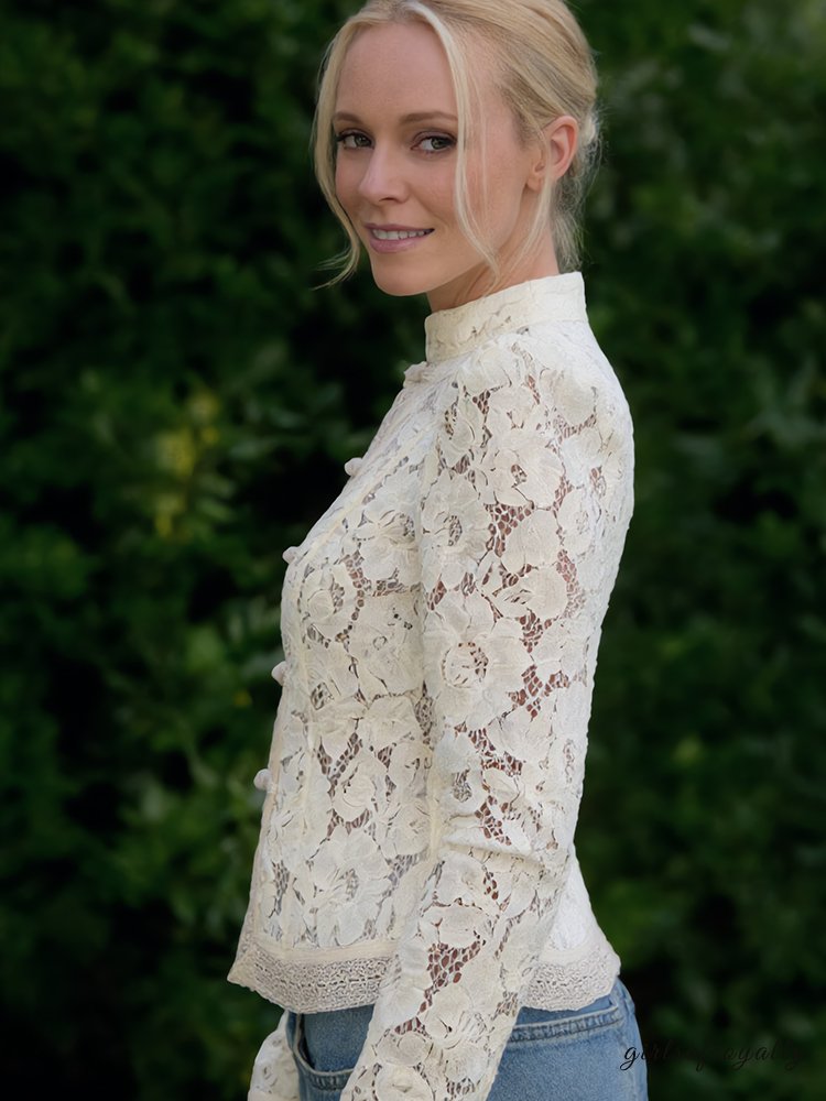 Beautifully Crafted Shirt in a Classic Style