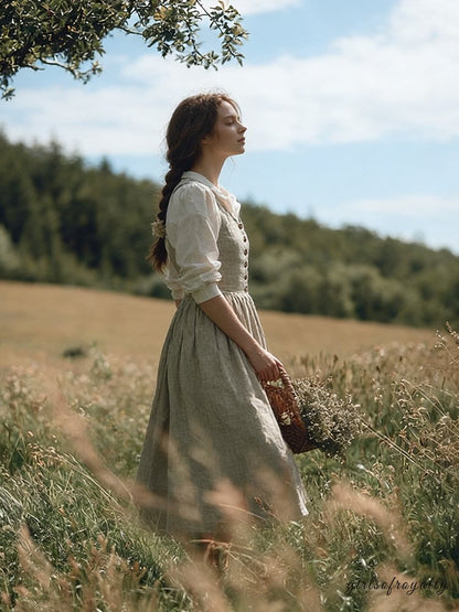 A Vintage Style Dress with Delicate Timeless Details