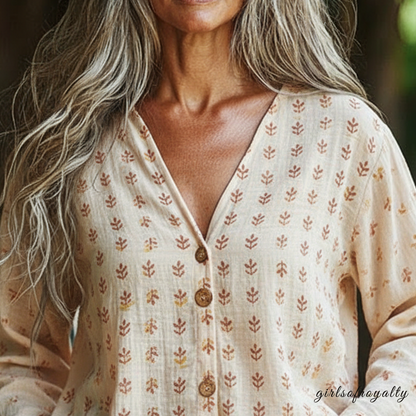 Beautifully Finished Blouse in a Timeless Design