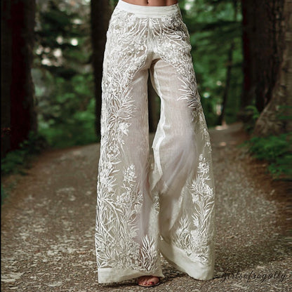 Beautifully Crafted Pants in a Classic Style