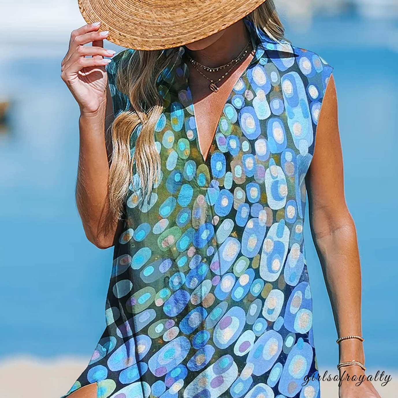 Well Tailored Dress with a Graceful Silhouette